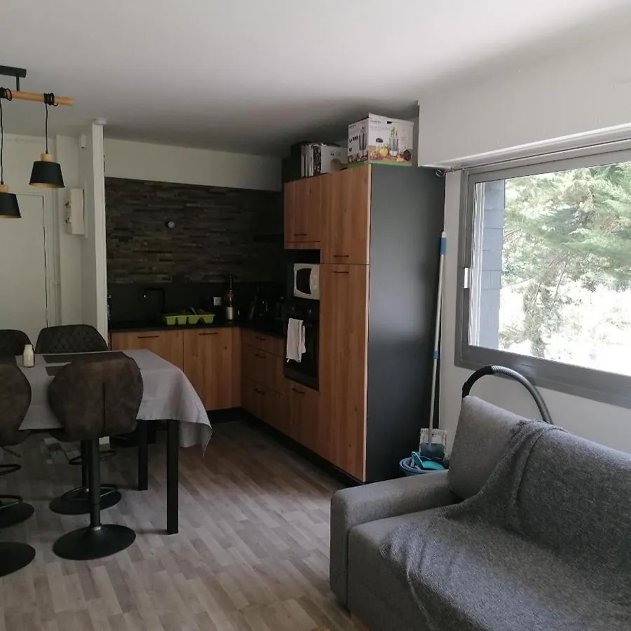 Apartment Appartement En Residence Bord De Mer Kerhermain France